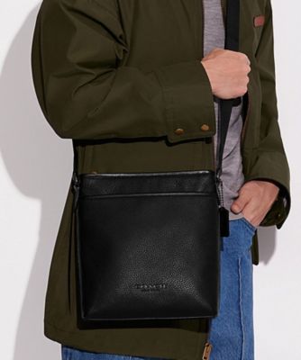 coachショルダーバッグ　スリム　クロスボディ　ミニポーチ付